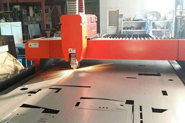 使用激光切割机精密度明显提升-首页 | Z6·尊龙凯时「中国」官方网站